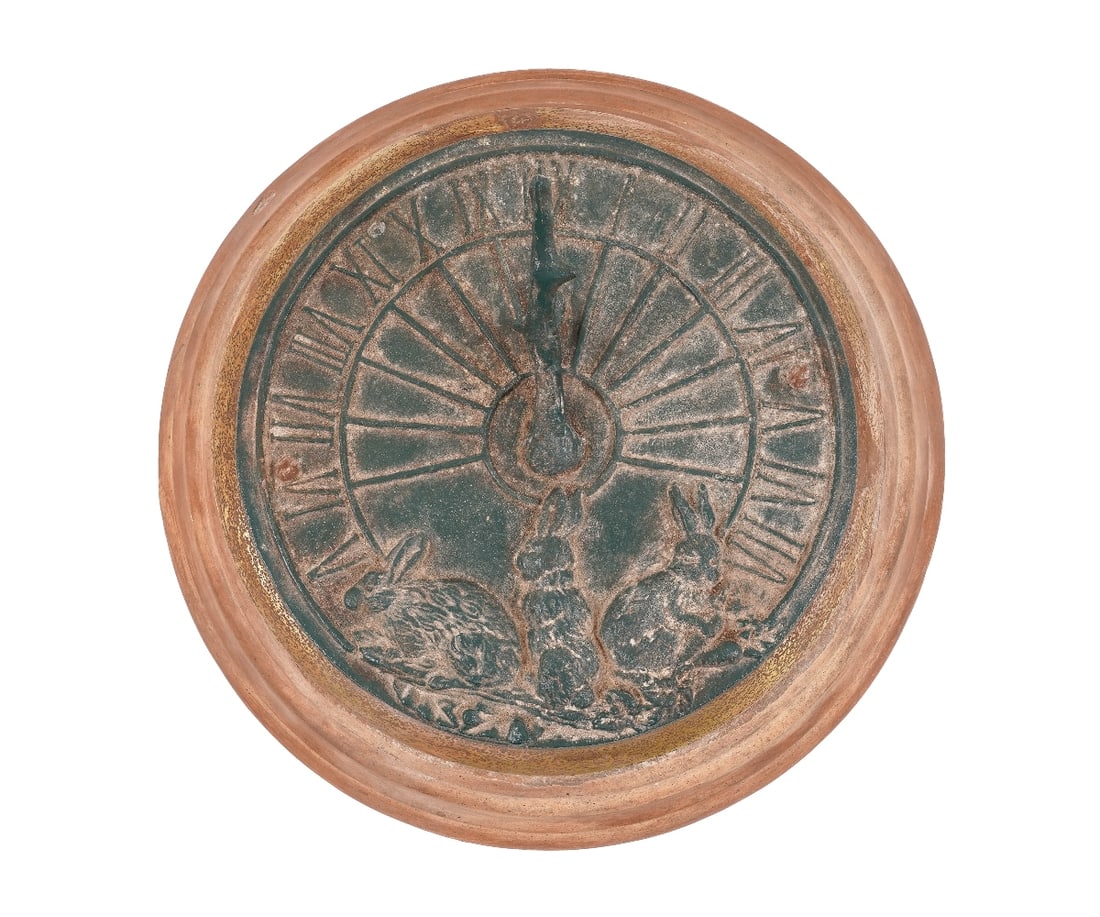 CAST IRON SUNDIAL (1 of 5)