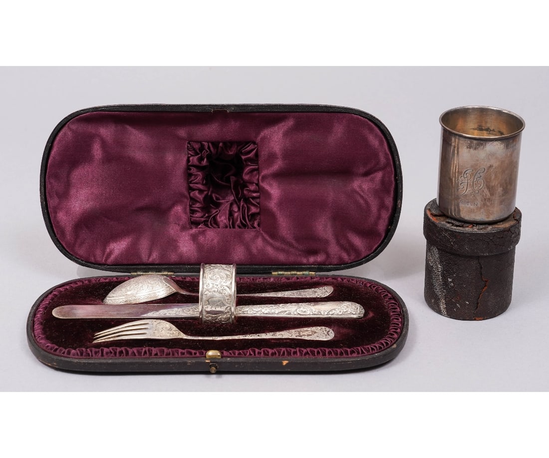 CASED ENGLISH SILVER TABLEWARE SET (1 of 10)