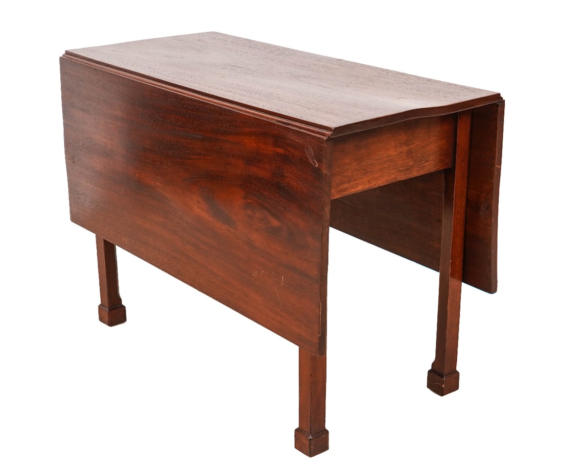 PHILADELPHIA CHIPPENDALE DROP LEAF TABLE (1 of 9)
