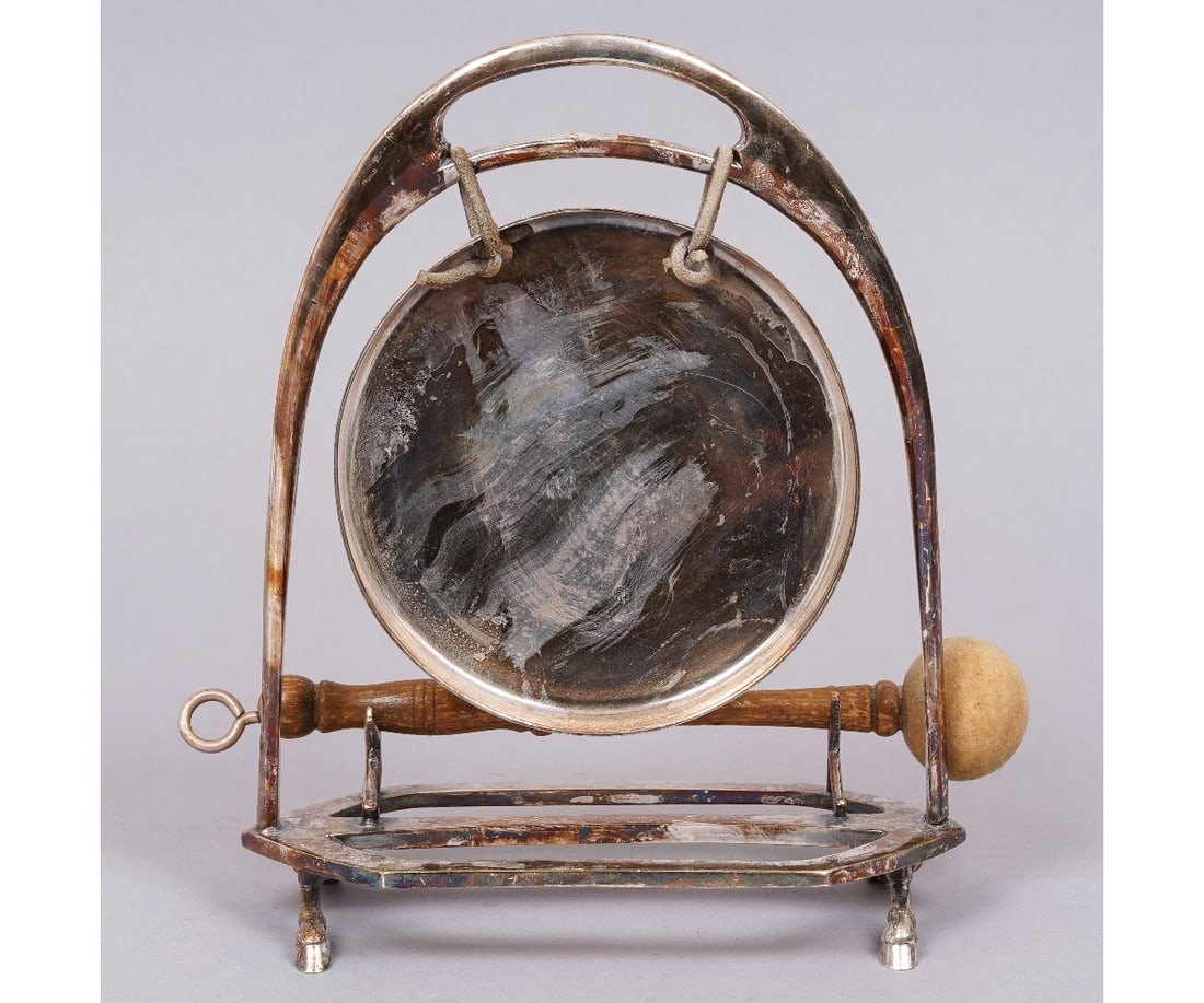 SILVER PLATE TABLE GONG (1 of 8)