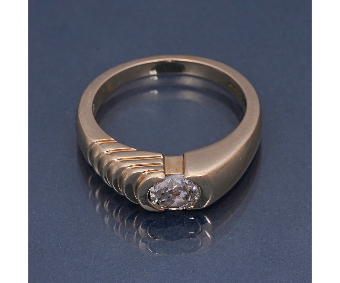 14K GOLD SOLITAIRE DIAMOND RING (1 of 6)