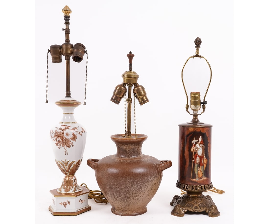 FULPER POTTERY LAMP (1 of 6)