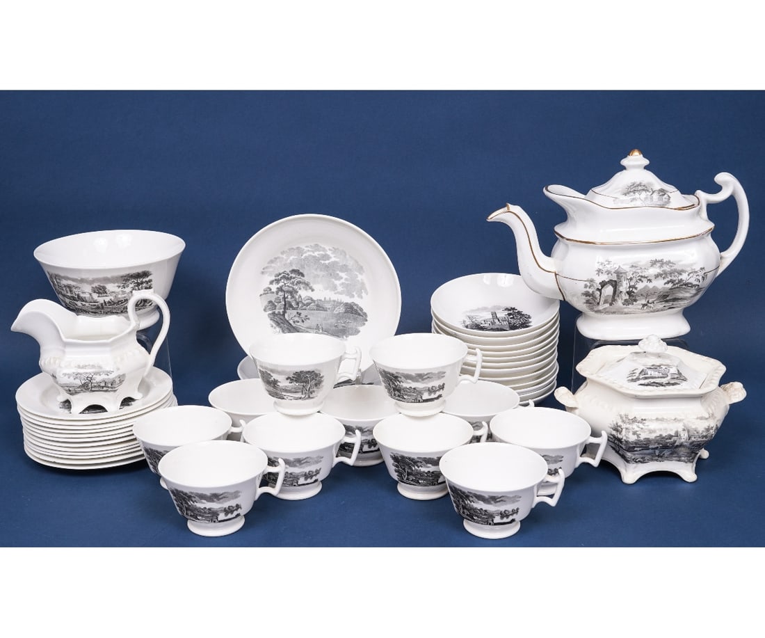 ENGLISH CHINA TEA SERVICE (1 of 4)