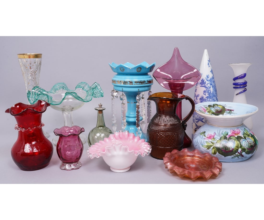 COLORFUL GLASS AND TABLEWARE (1 of 5)