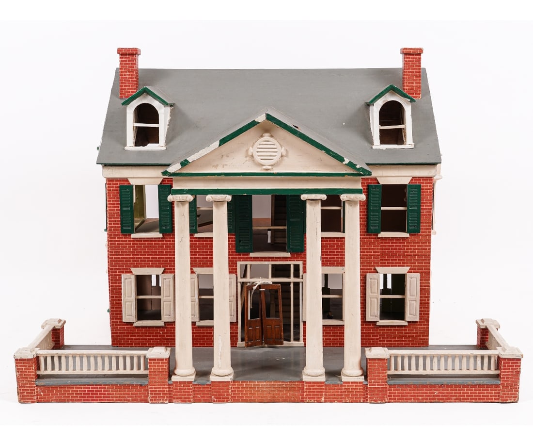 LARGE DOLL HOUSE (1 of 6)