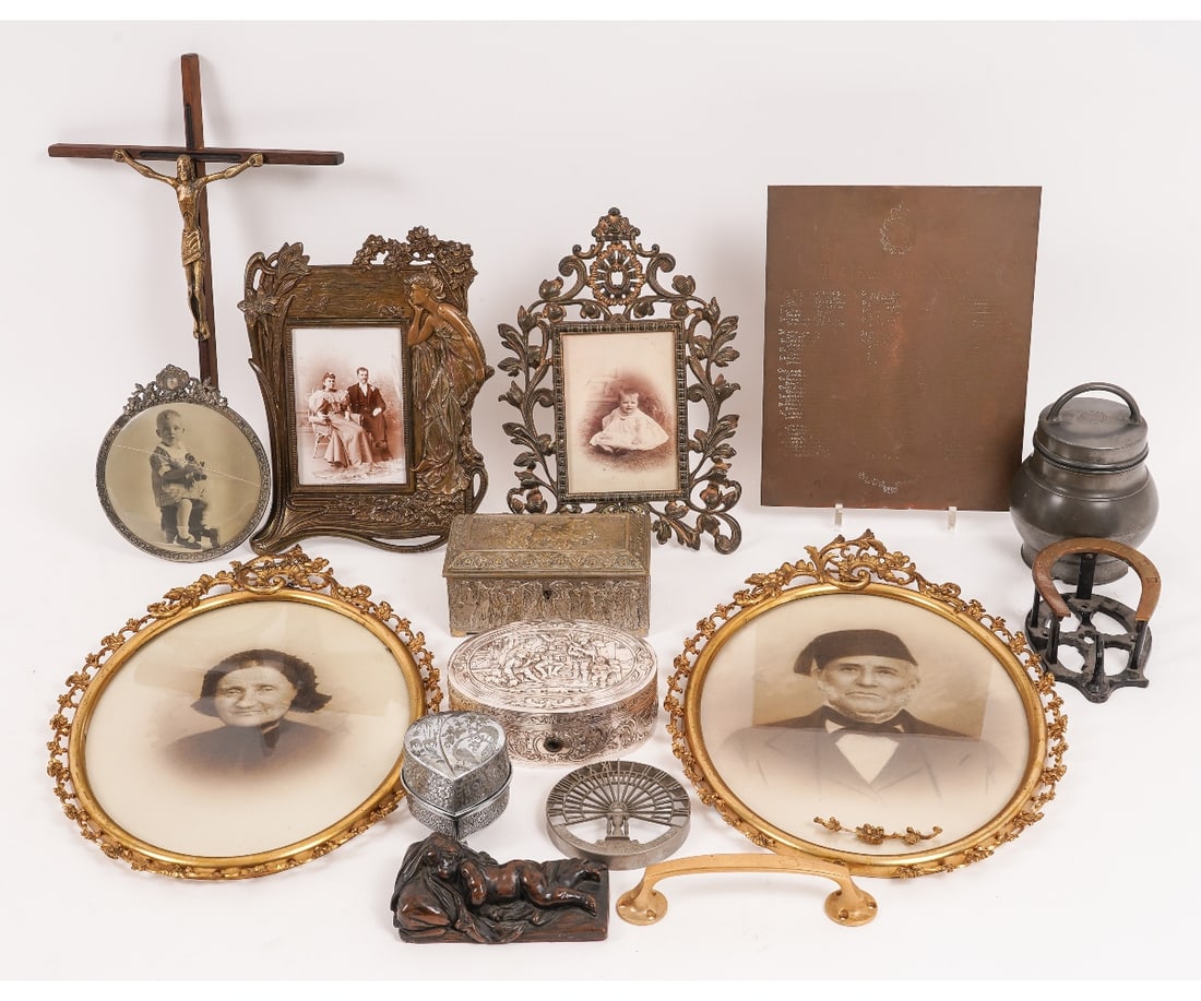 METALWARE GROUPING (1 of 8)