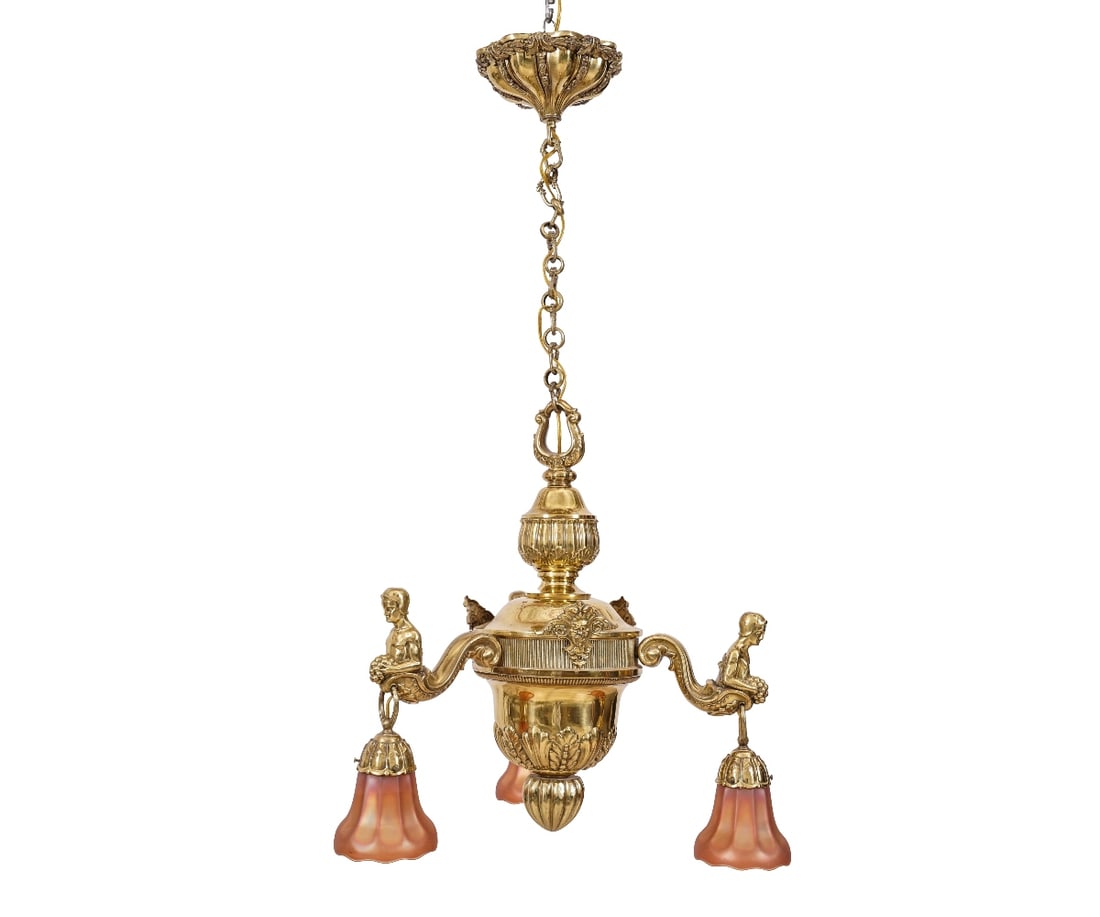 LARGE FRENCH STYLE BRASS CHANDELIER (1 of 7)