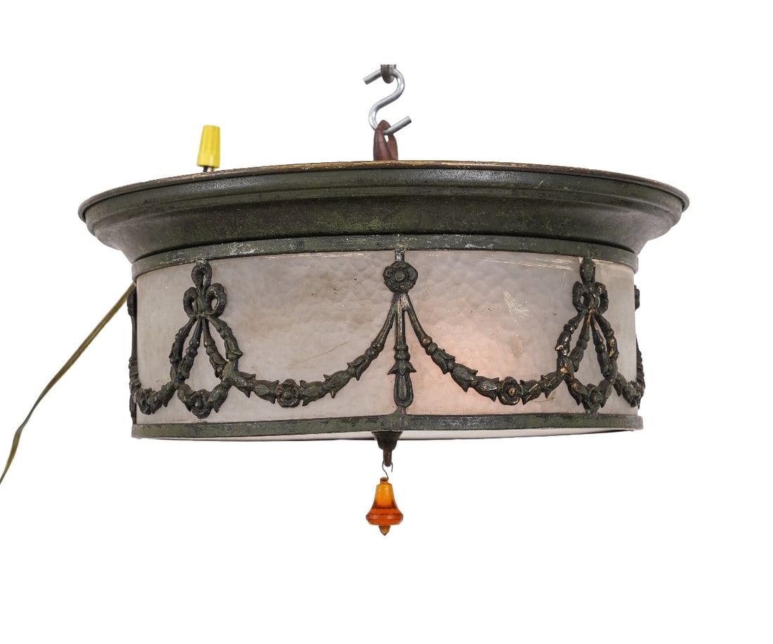 FLUSH MOUNT CEILING LIGHT (1 of 4)