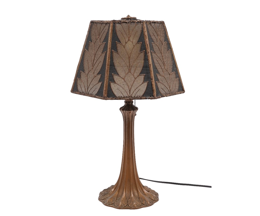 ART NOUVEAU TABLE LAMP (1 of 7)
