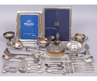 GROUPING OF SILVER TABLEWARE