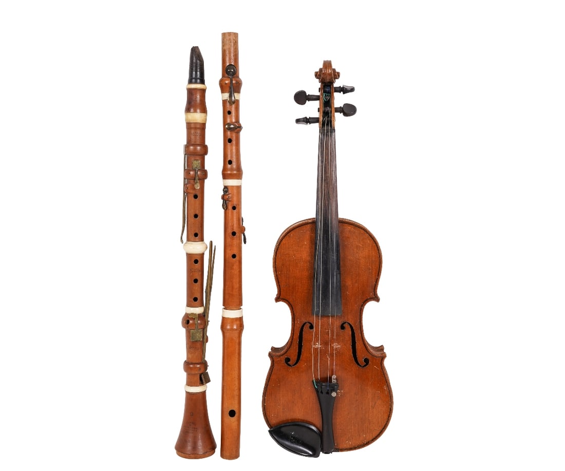 COPY OF ANTONIUS STRADIVARIUS VIOLIN (1 of 7)