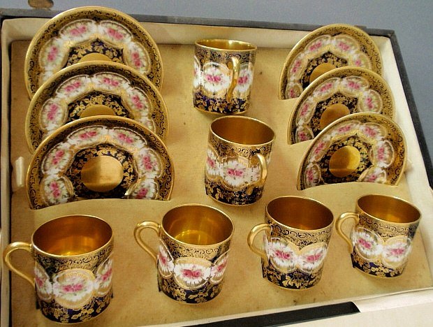 Cased set of six Paragon bone china teacups and: Cased set of six Paragon bone china teacups and saucers. Cups- 2.125”h., saucers 4.375”dia.
