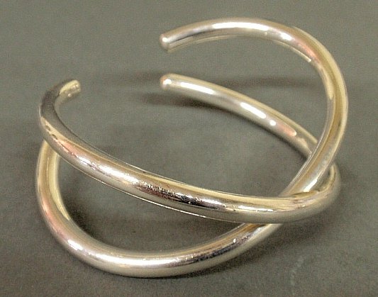 Vintage Georg Jensen sterling silver bracelet, Nanna: Vintage Georg Jensen sterling silver bracelet, Nanna Ditzel designer. Approx. 2.5"dia.