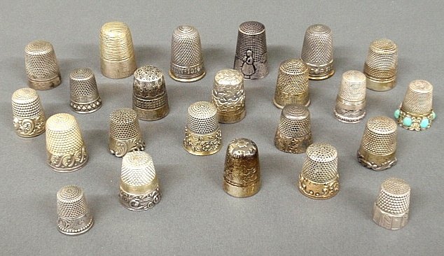 Twenty-five thimbles- sterling silver, English silver,: Twenty-five thimbles- sterling silver, English silver, 4.06 troy oz., and other metals