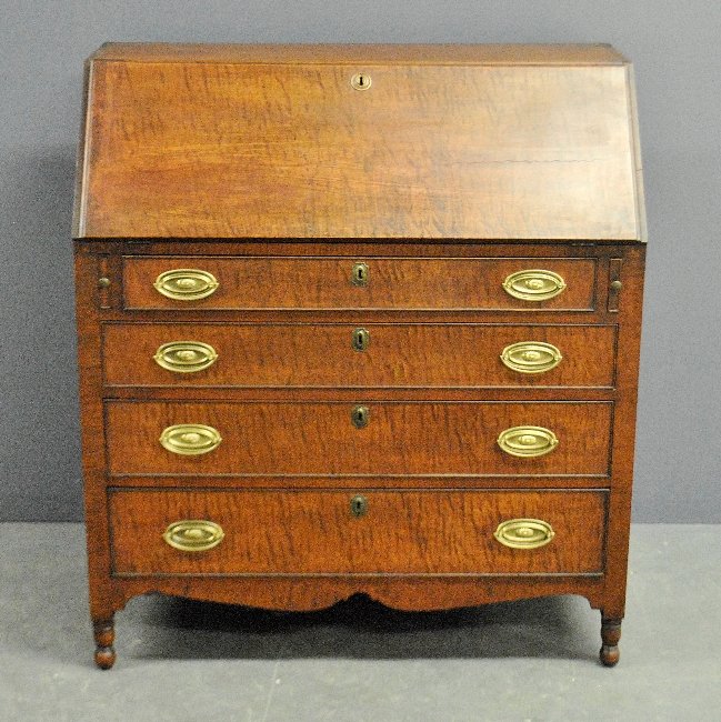 Sheraton tiger maple slant lid desk, c.1830.: Sheraton tiger maple slant lid desk, c.1830. 45"h.x40.5"w.x20"d.