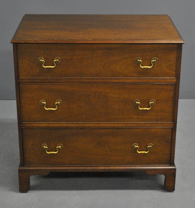 Saybolt Cleland (Philadelphia) labeled Chippendale (1 of 2)