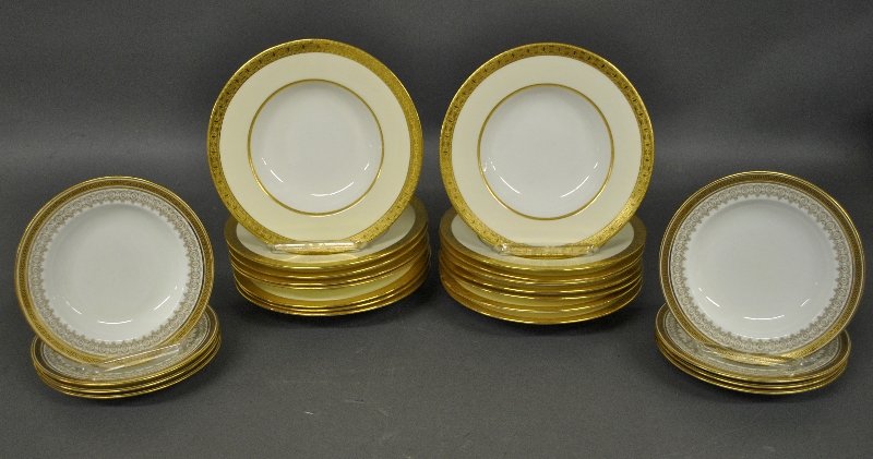 Set of sixteen Minton soup plates with gilt rims, (1 of 2)