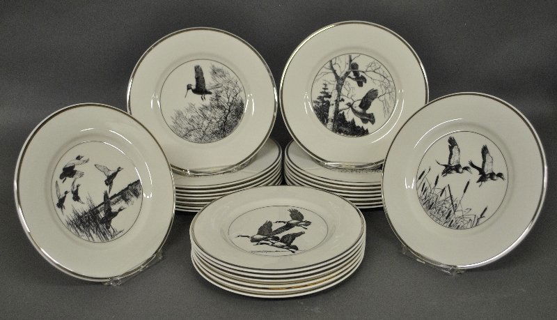 Twenty-four Richard Bishop bird plates by Castleton. (1 of 2)