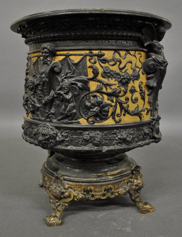 Decorative Italian terracotta planter with a metal (1 of 1)