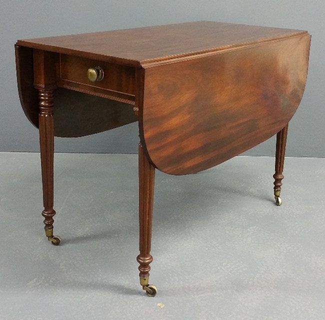 Sheraton mahogany drop leaf table with single drawer, (1 of 1)