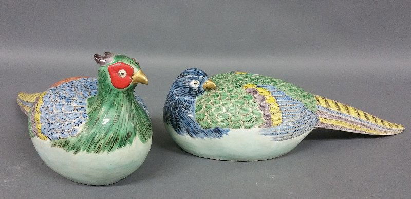 Pair of Chinese porcelain pheasants, probably 19th (1 of 2)