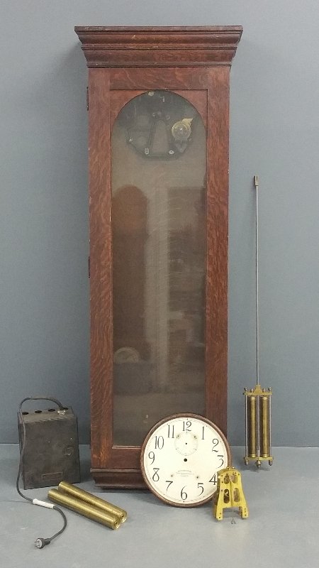 Oak cased International Time Recorder with case, (1 of 3)