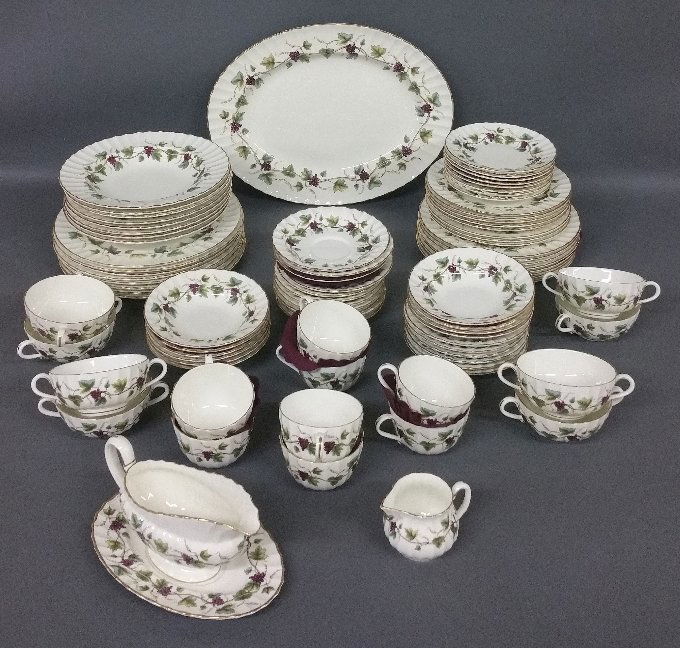 Royal Worcester china service in the "Bacchanal" (1 of 2)