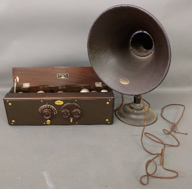 Atwater Kent receiving set Model 30 radio, Serial No. (1 of 4)