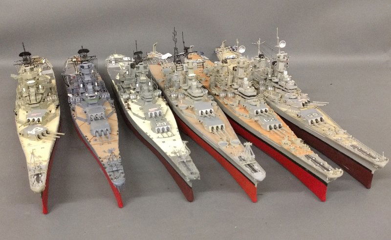 Grouping of six plastic ship models of the US Navy Iowa: Grouping of six plastic ship models of the US Navy Iowa class. As found. Longest: 31 inches long.