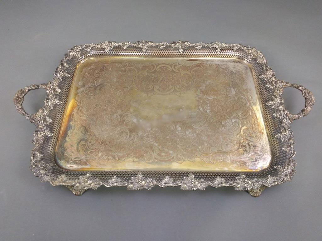 Silverplate tray (1 of 1)