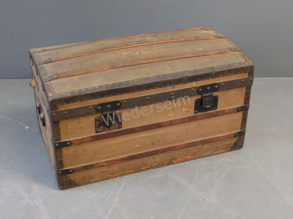 Louis Vuitton (1 of 4)