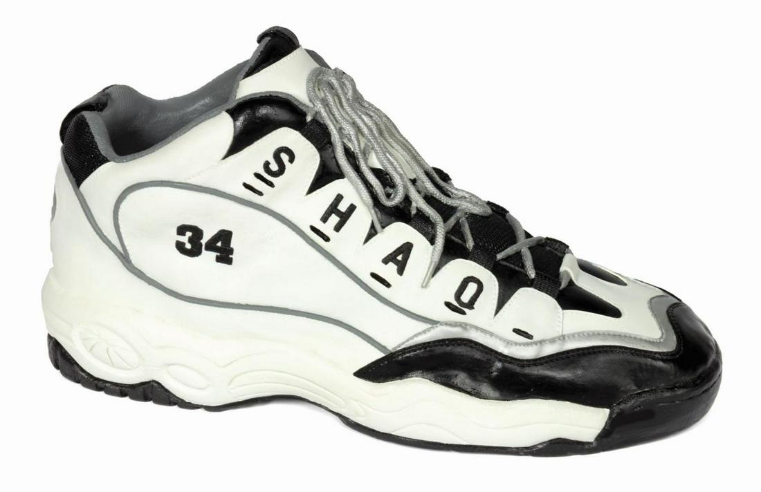 Shaq hotsell shoes 1997