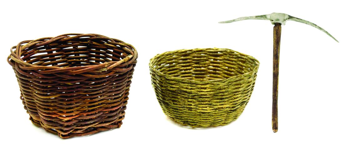 Miniature Pickaxe and Baskets from Temple of Doom. (1 of 4)