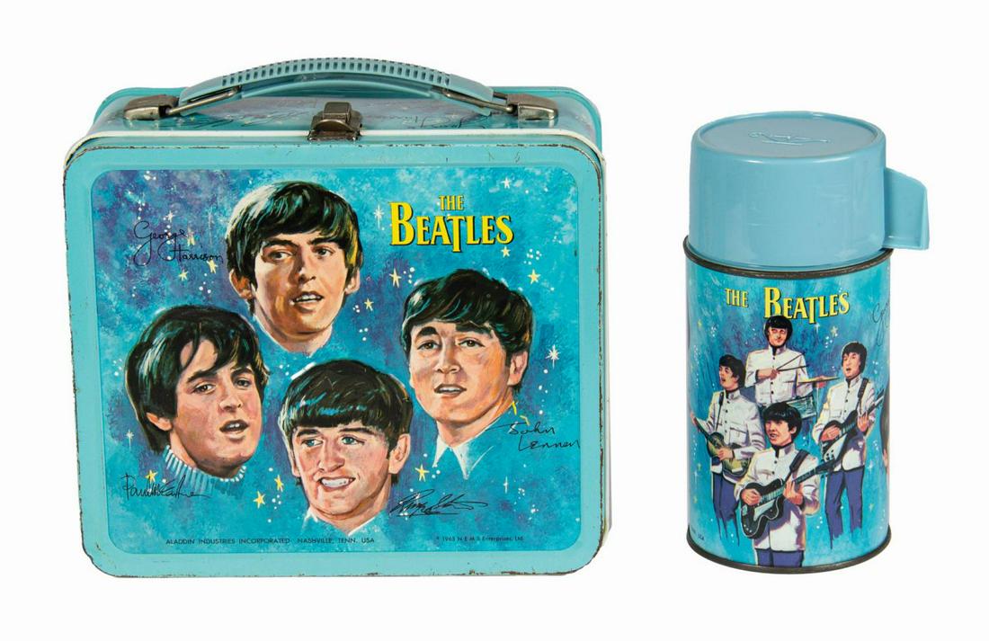 The Beatles Lunch Box with Thermos. (1 of 7)