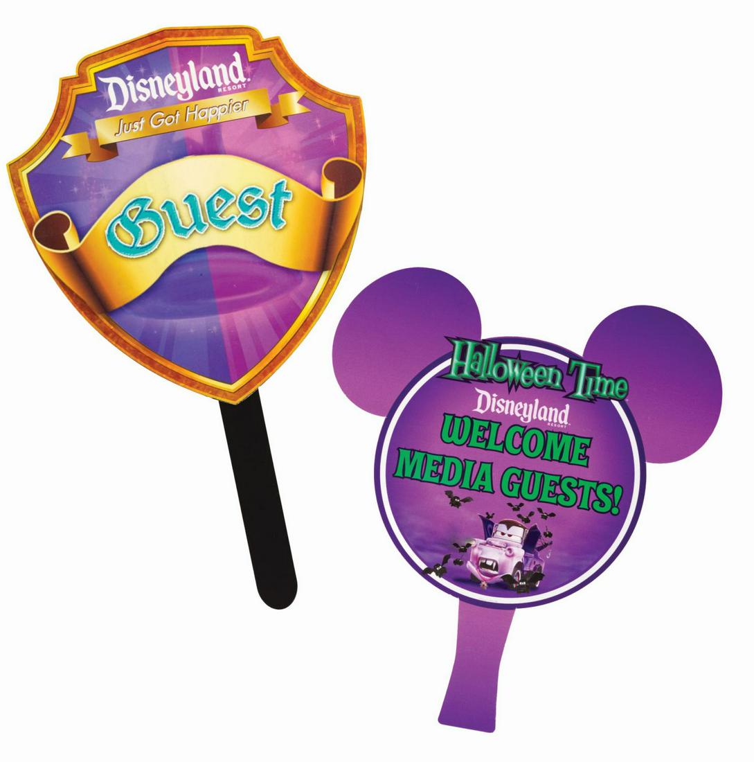 Pair of Disneyland Audience Traffic Signs. (1 of 3)