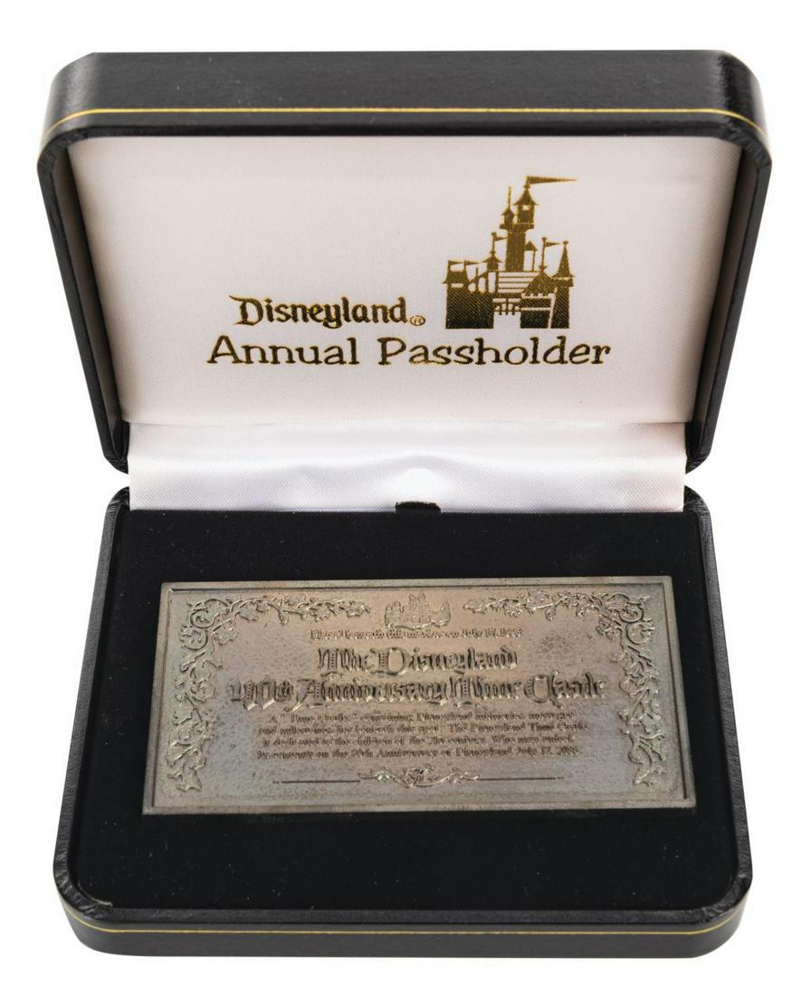 Disneyland 40th Time Capsule Plaque Passholder Pin.: (Disneyland, 1995) A limited edition Disneyland 40th anniversary time capsule plaque pin created for Annual Passholders. The actual Disneyland Time Capsule contained "Disneyland memories, messages and