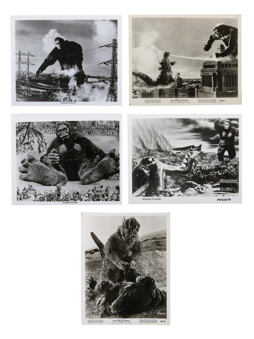 (5) King Kong Versus Godzilla Publicity Photos. (1 of 6)