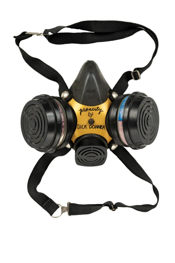 Richard Donners Special Effects Breather Mask (1 of 1)