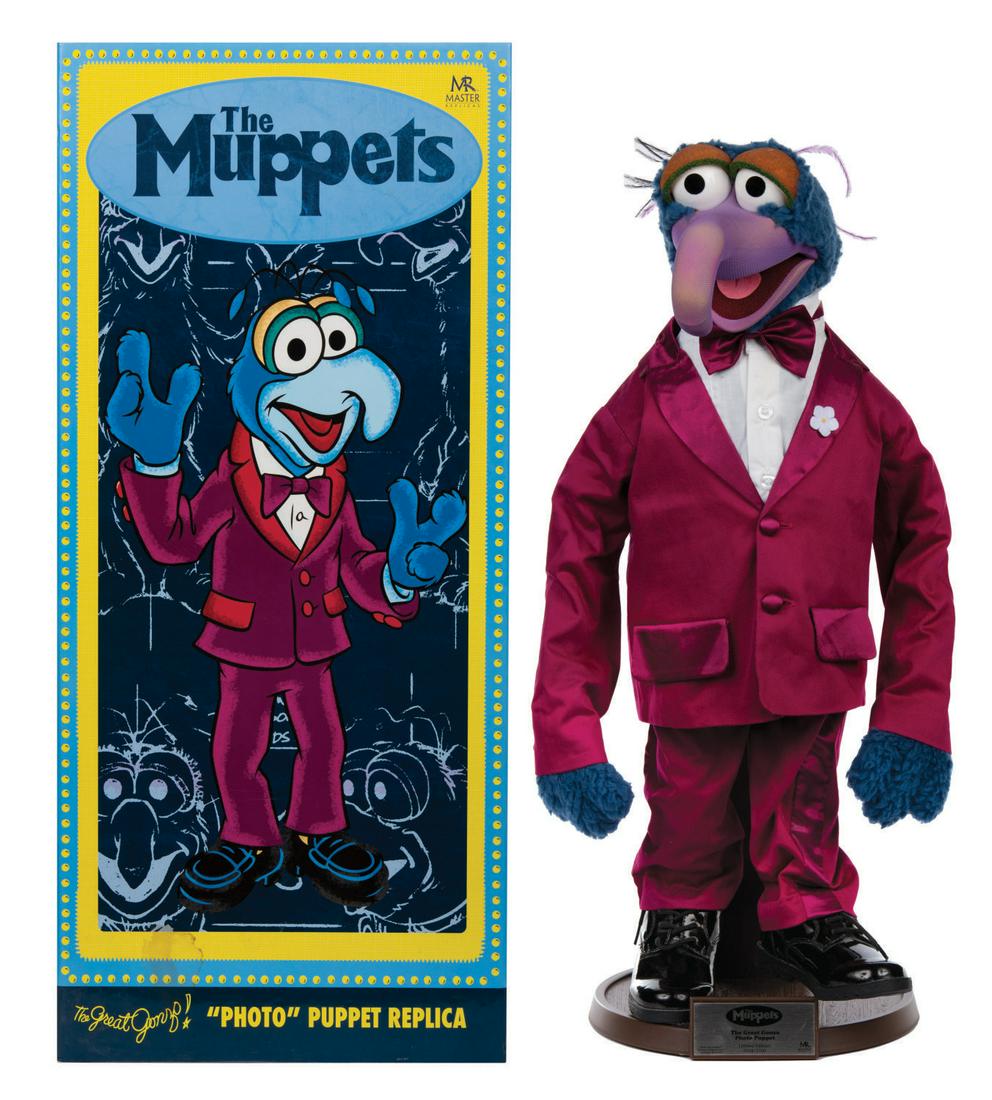 The Great Gonzo Full-Size Muppets Master Replica.: (Muppets, 2006-07) The Great Gonzo Muppet figure created by Master Replicas. Gonzo was loyally crafted by Jim Henson puppeteer Terry Angus and based on Jim Henson's original blueprints. Gonzo measures