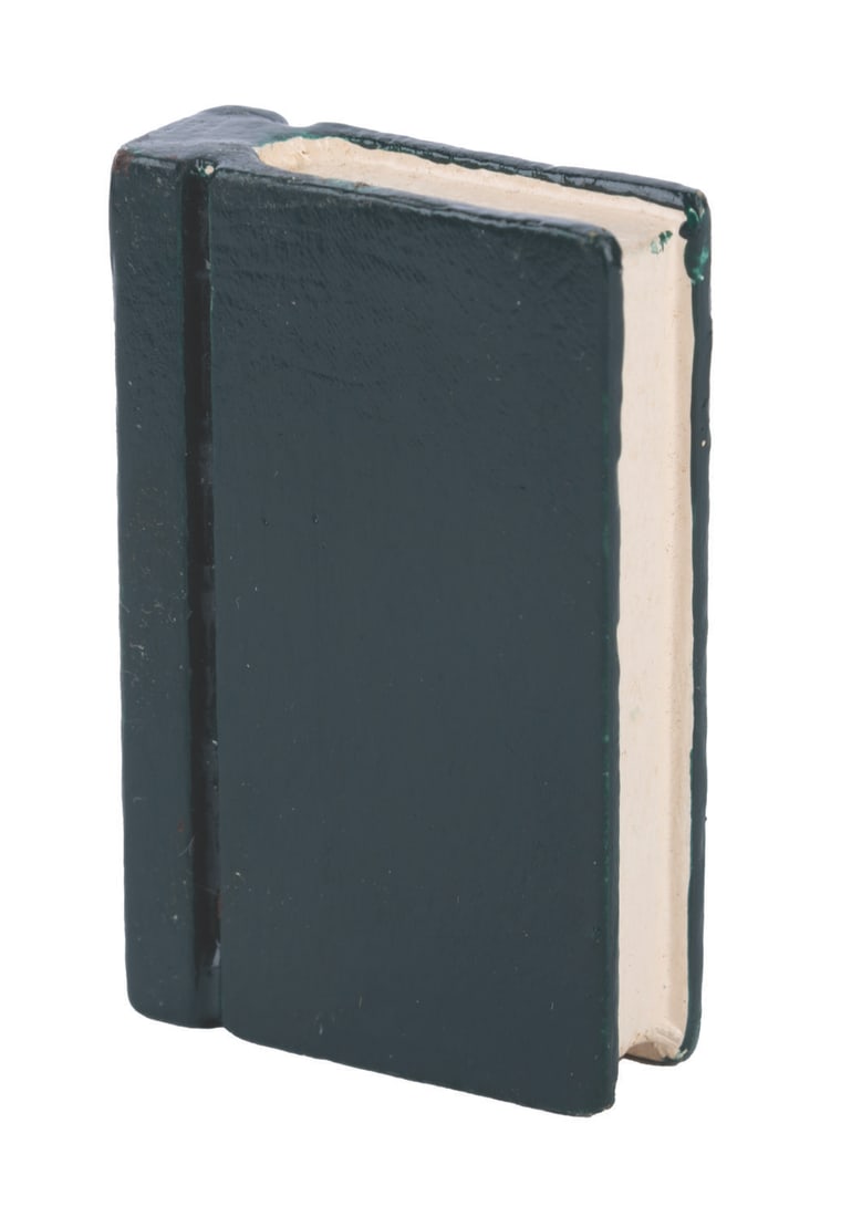 A Nightmare Before Christmas Book Prop And Photo. (1 of 4)