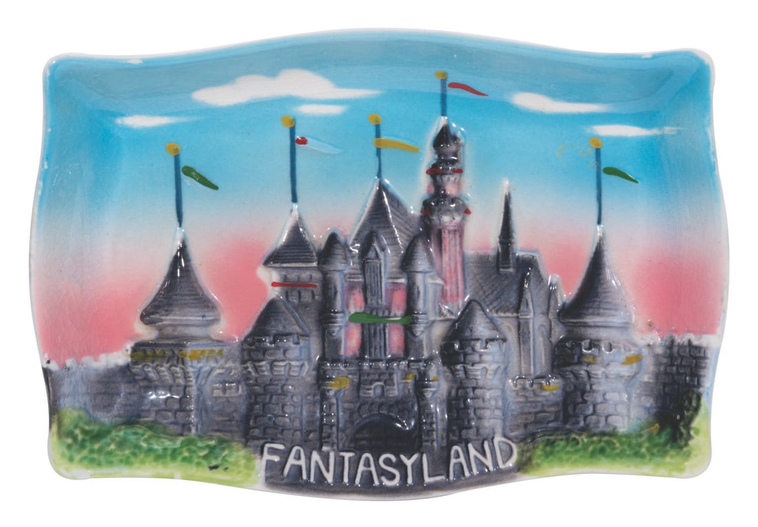 A Fantasyland Sleeping Beauty Castle Souvenir Plate. (1 of 1)