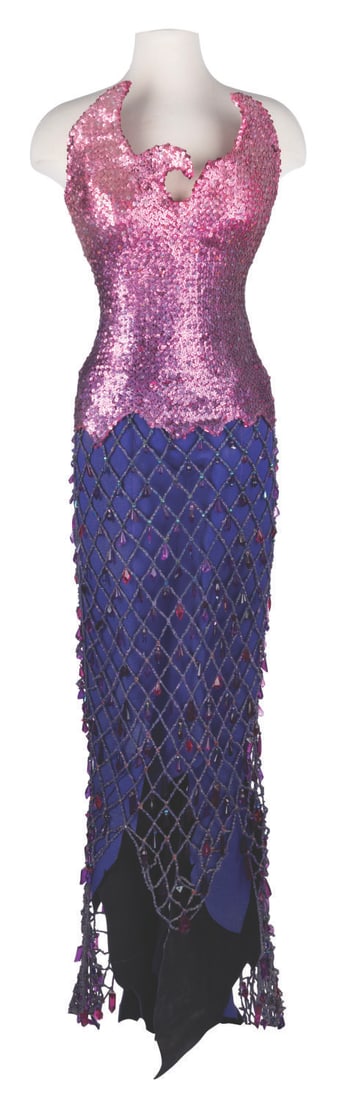 A Joan Collins “Viva Rock Vegas" Costume. (1 of 6)