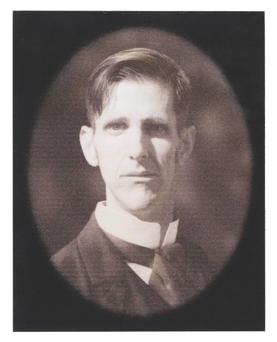 A Signed Ghoulish Gallery Changing Portrait. (1 of 3)