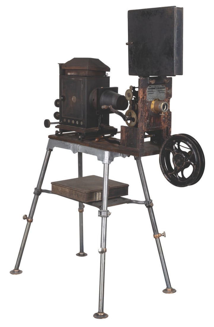 An Edison Projecting Kinetoscope.