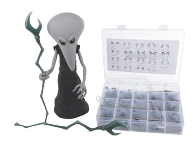 An "Alien Xmas" Supreme Leader Z Puppet.