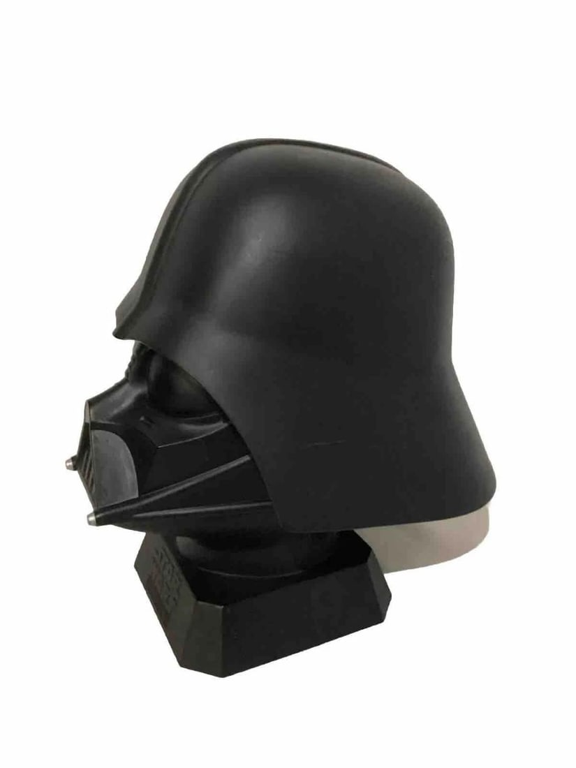 A Kellogg’s Plastic Darth Vader Cookie Jar. - 3