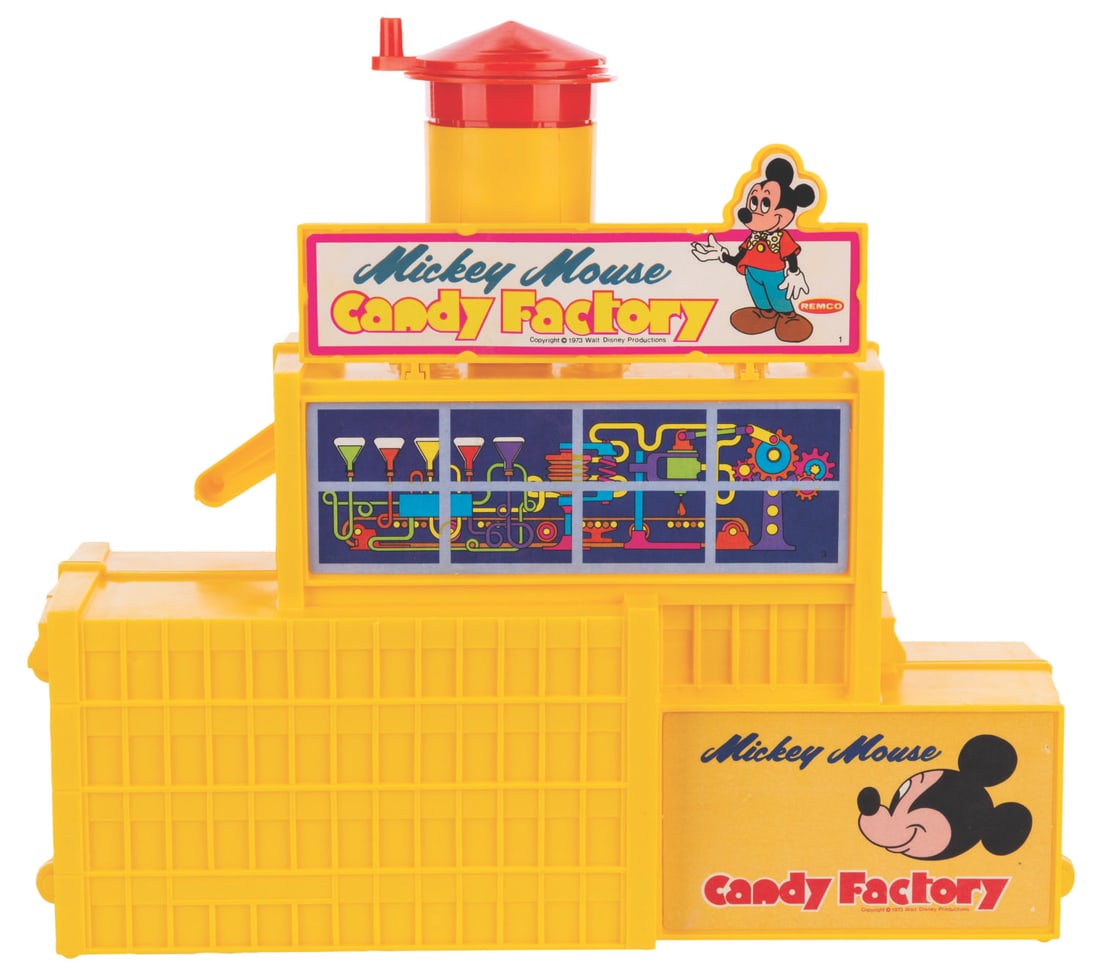 A Remco Mickey Mouse Candy Factory. - 4