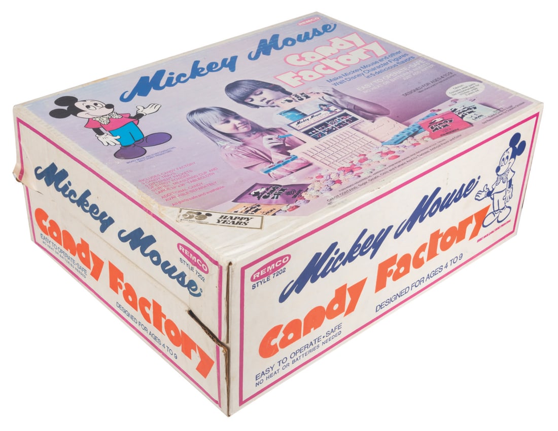 A Remco Mickey Mouse Candy Factory. - 7