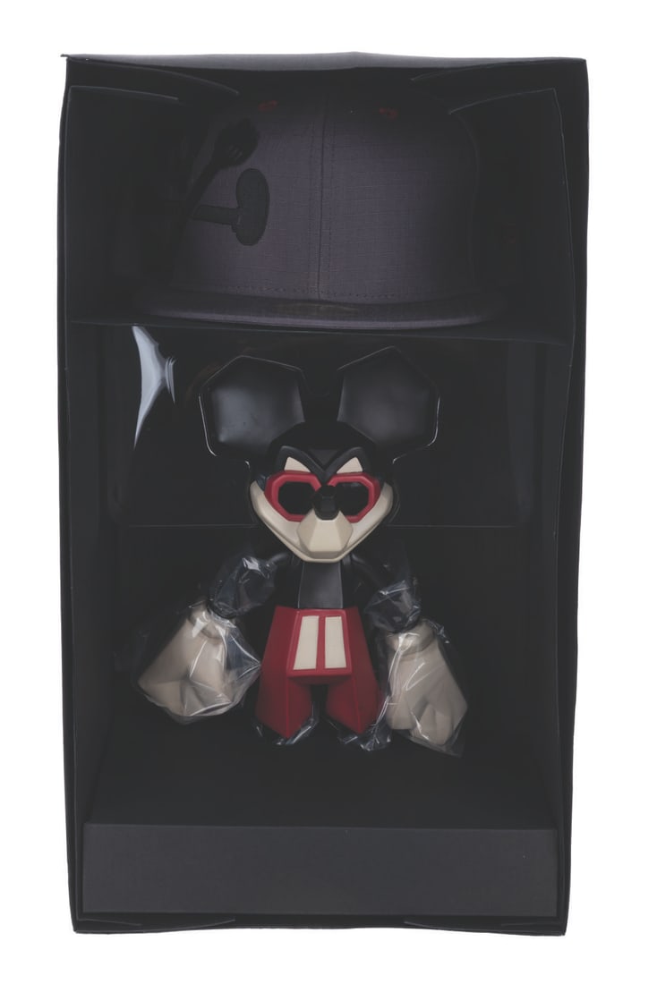 A Large Block28 Mickey Mouse Figure Set. - 8