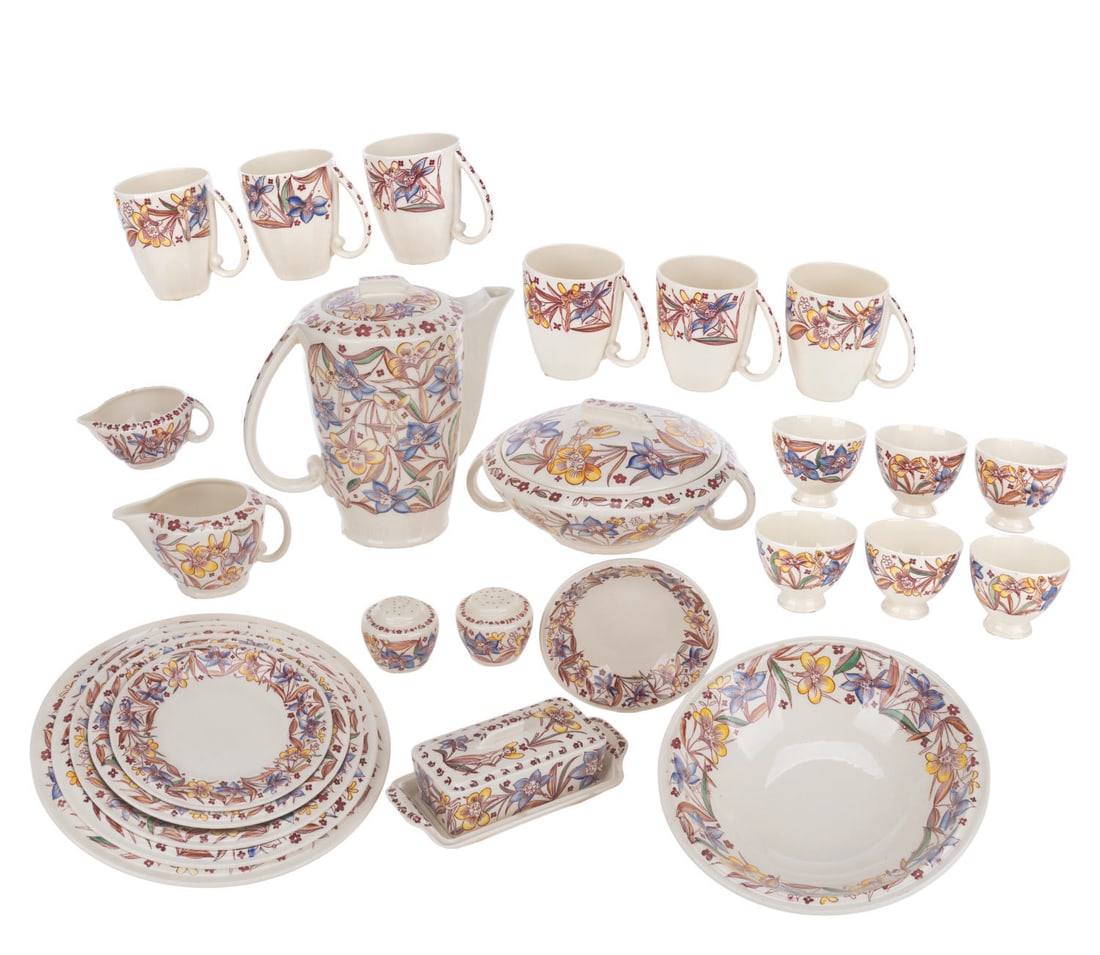 A Vernon Kilns "Fantasia" Flower Ballet China Set. (1 of 20)